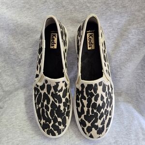 Slip on Keds sneakers Size 8
